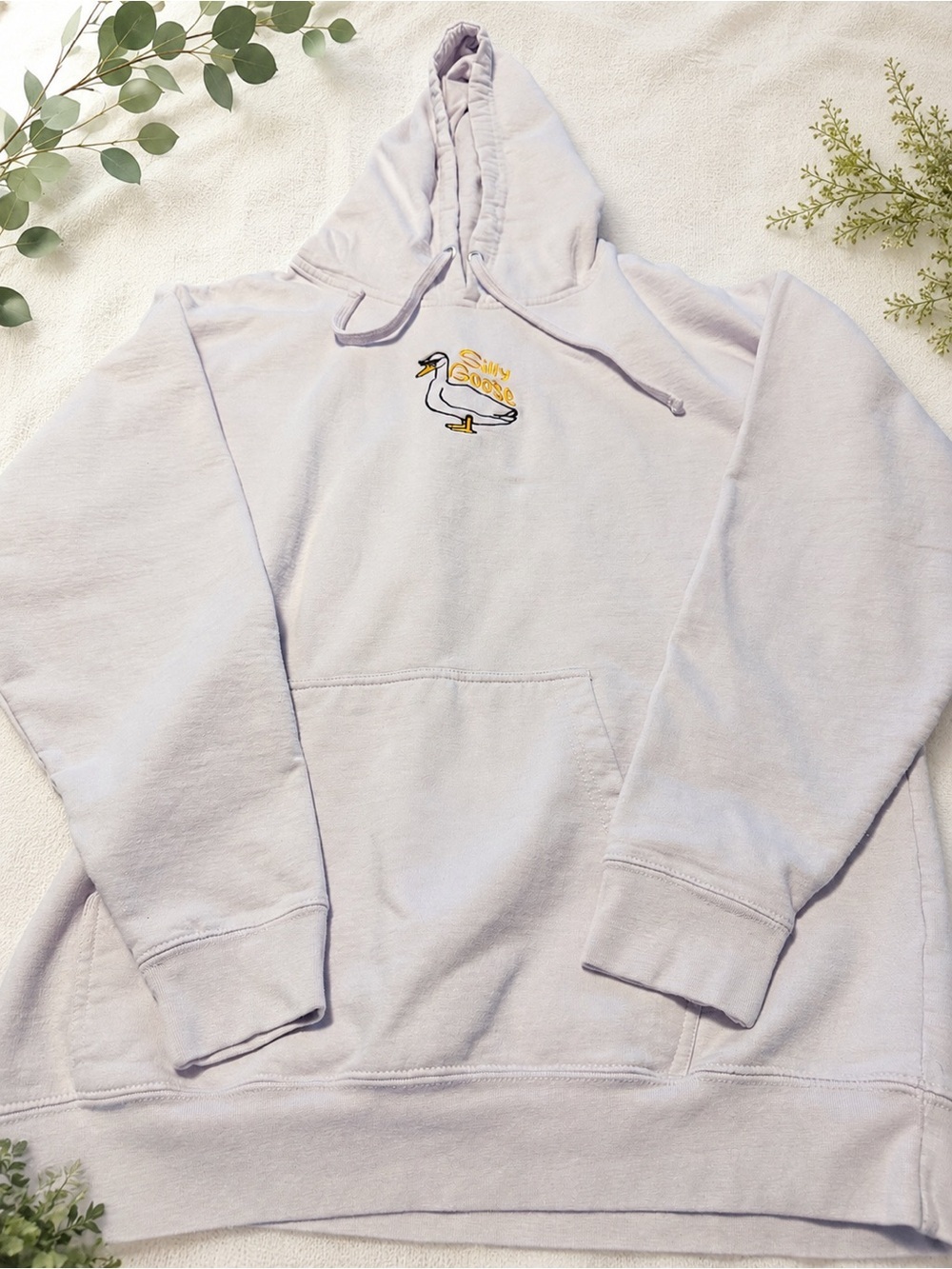 Silly Goose Embroidered Lavender Pullover Hoodie XL